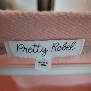 Super cute pink sweet shirt